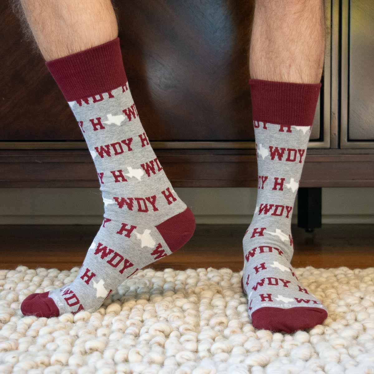 Men's Howdy Socks   Gray/Maroon/White