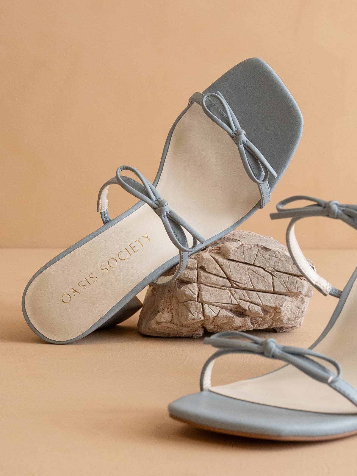 The Wendy | Blue Double Strap Bow Heels