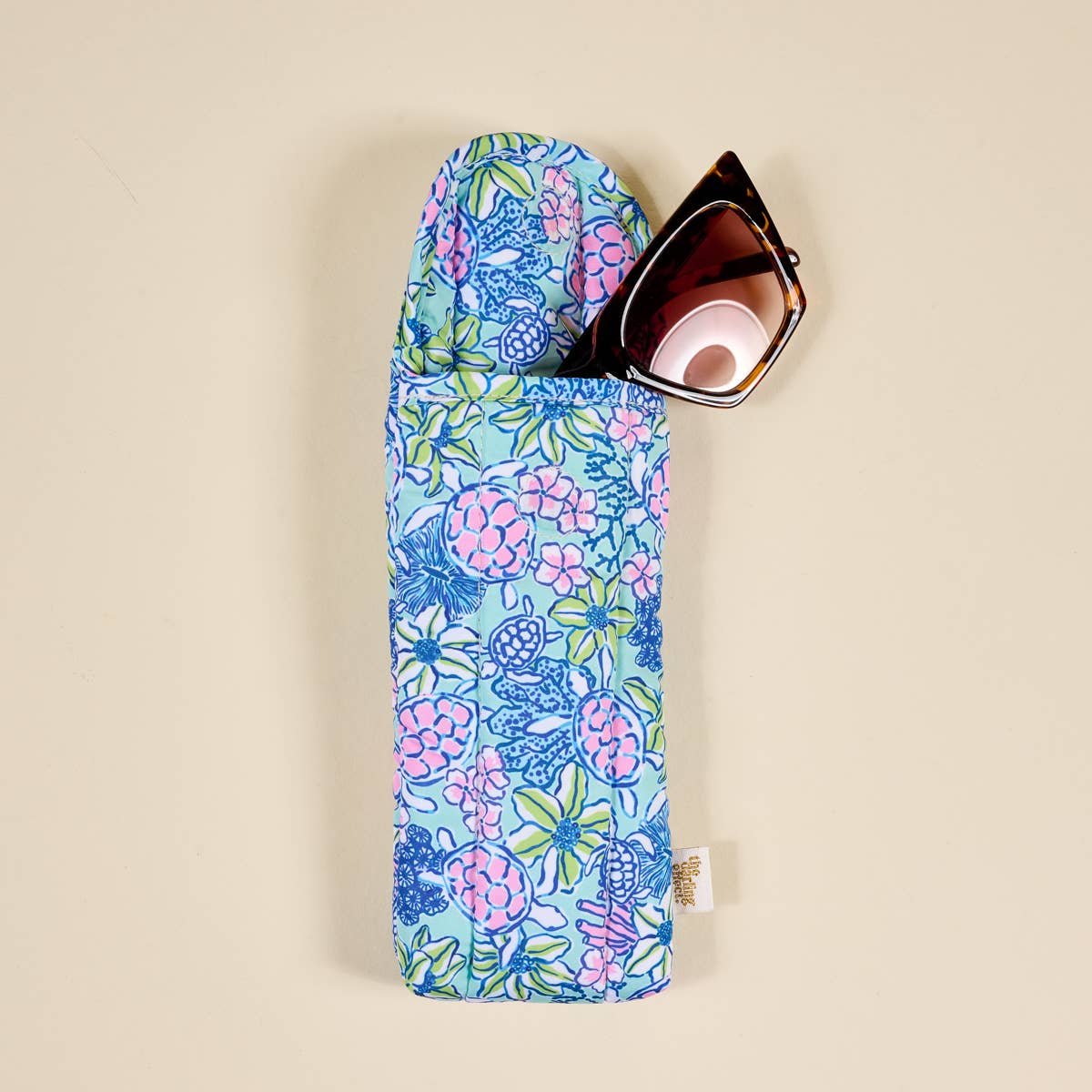 Puffy Sunglasses Case–Coastal Cove