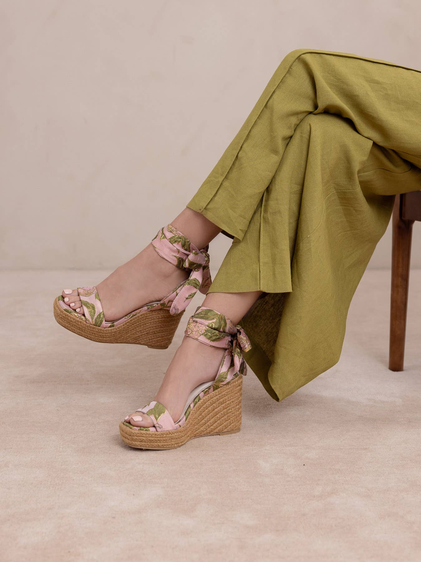 The Oceana | Rose Garden Wrap Wedge