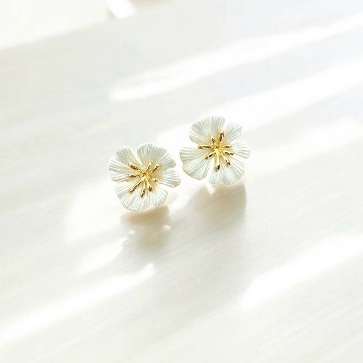 Tropics Beachy Flower Shell Earrings Gold Filled