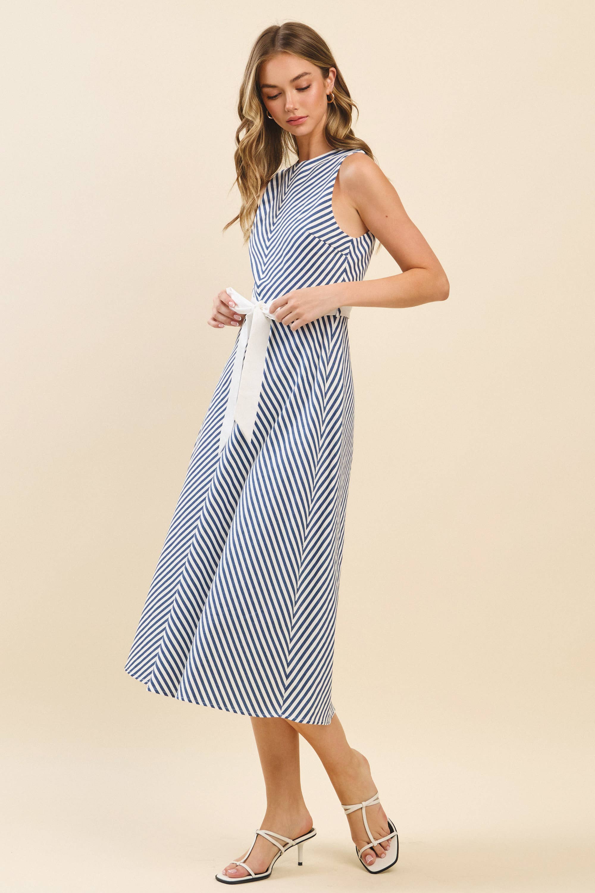 Chevron Pattern Striped Contrast Sash Midi Dress