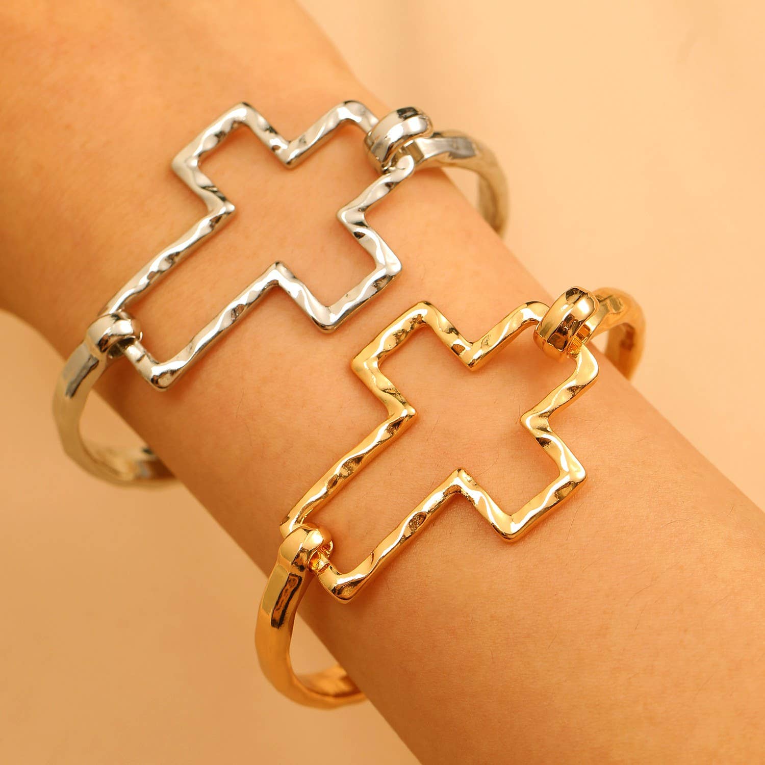 Hammered Open Cross Bangle - Silver
