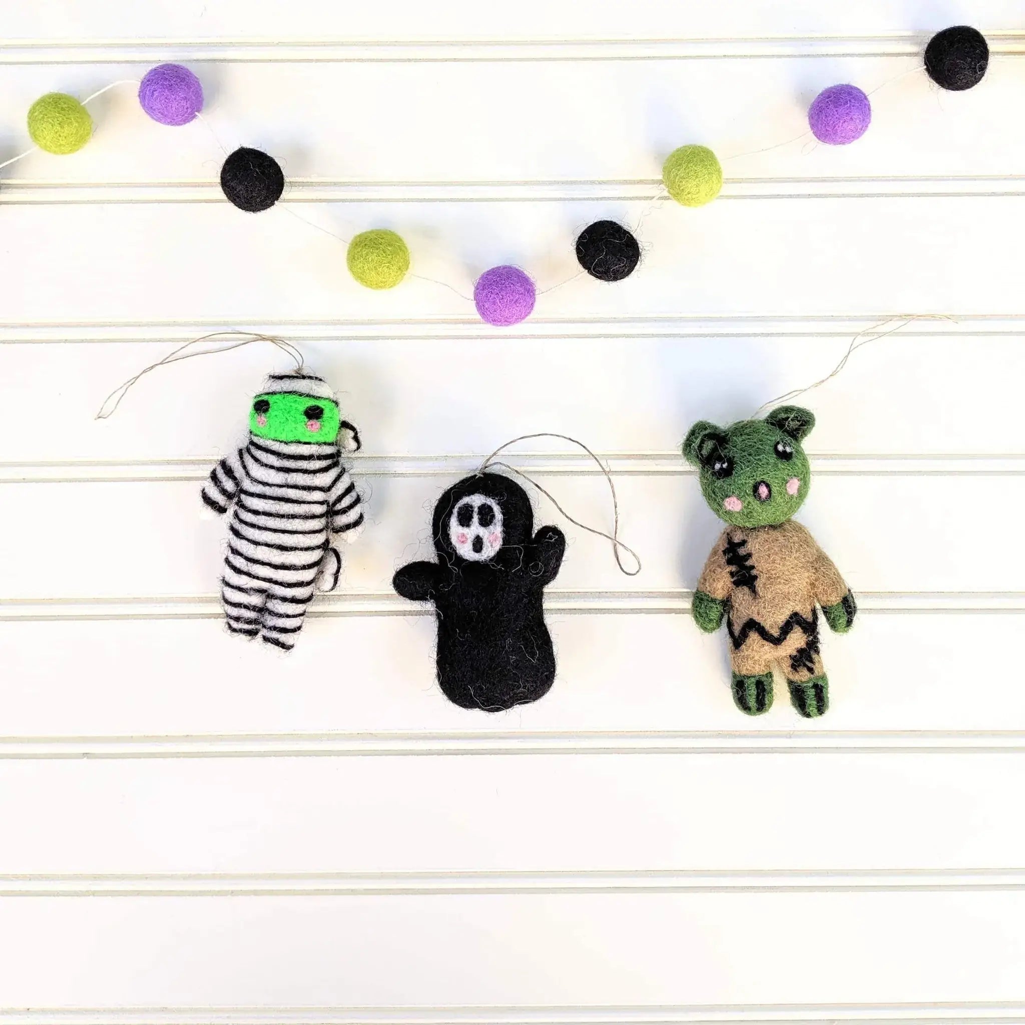 Hocus Pocus Eco Wool Garland Ornament