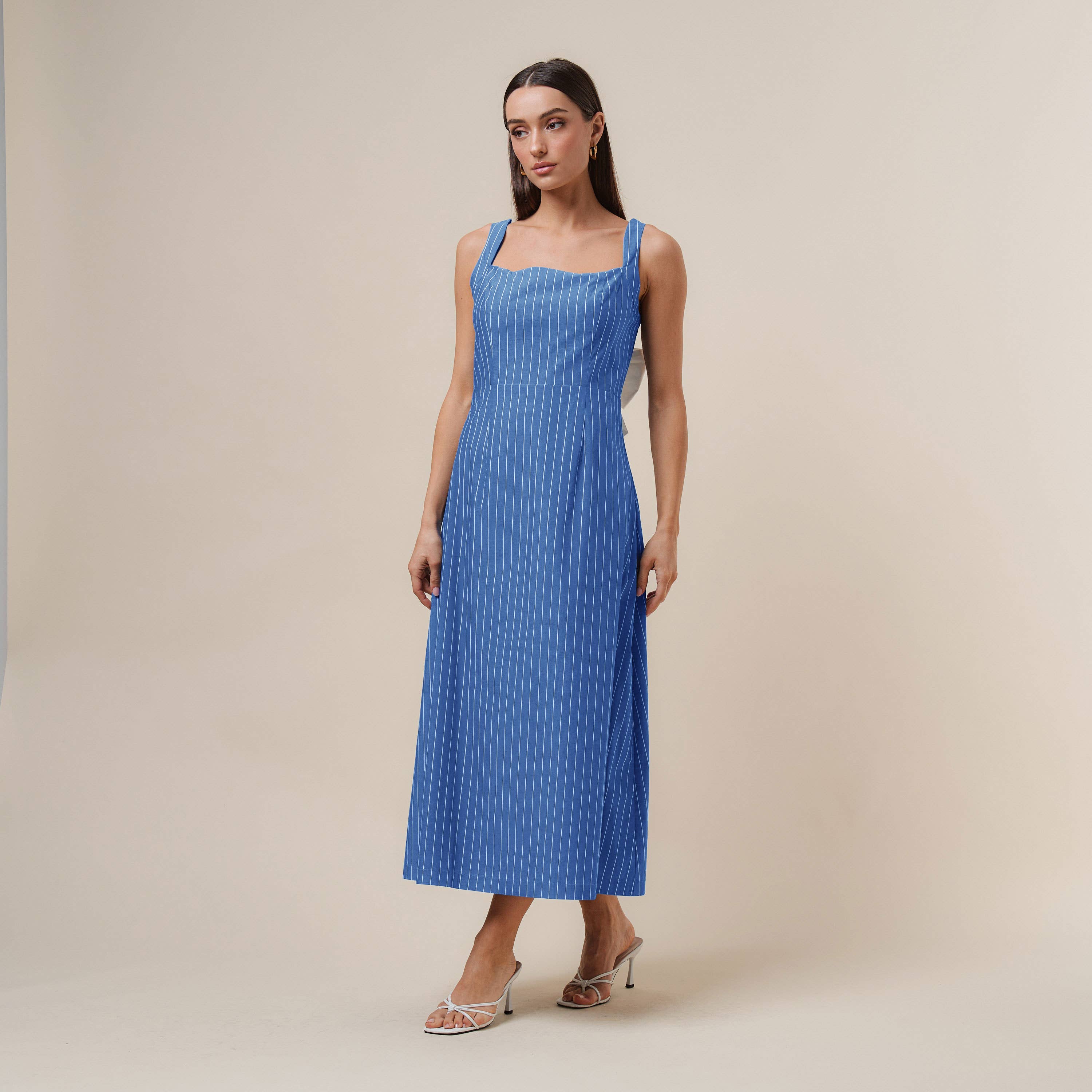Open bow back maxi dress