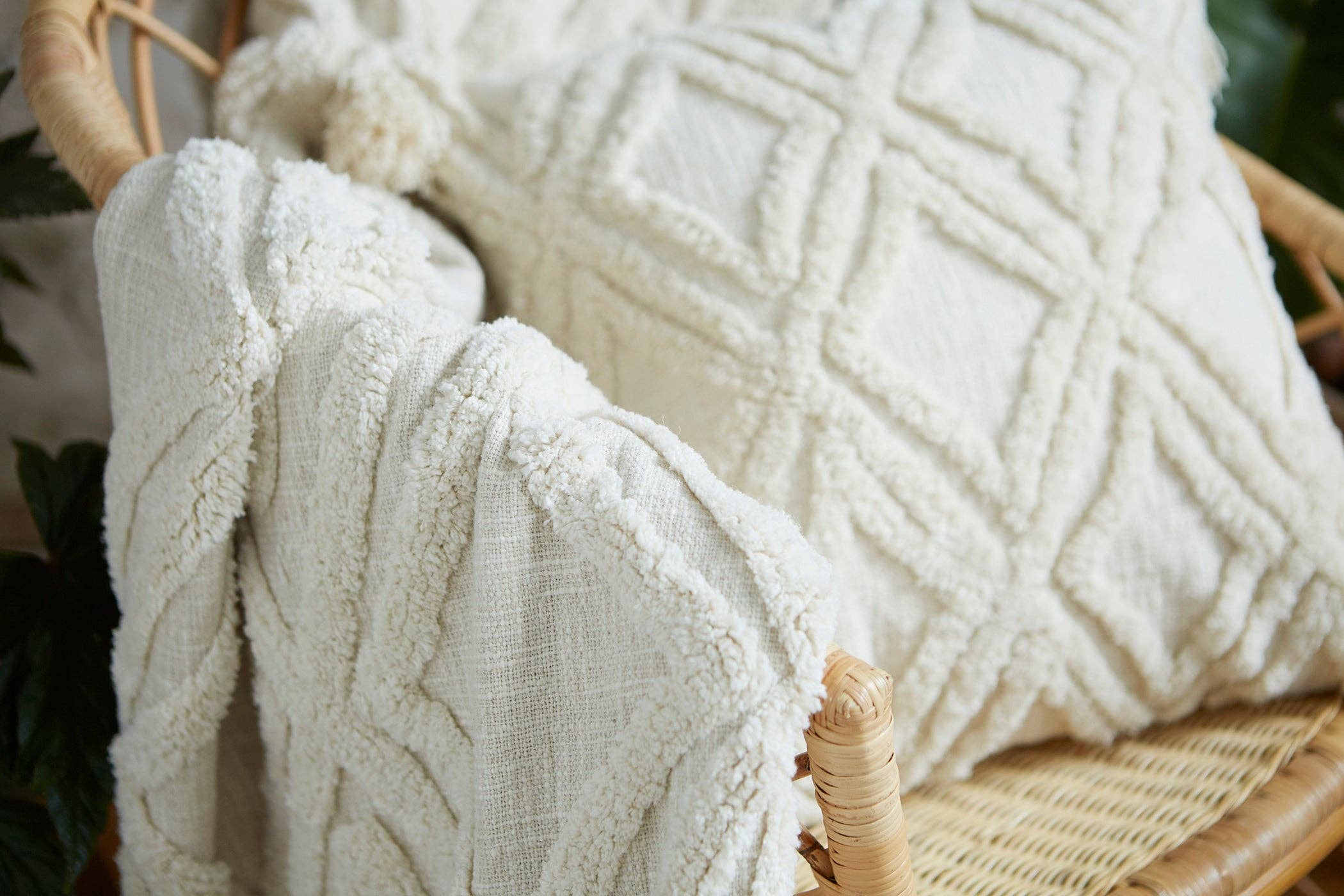 Diamond Tufted Cotton Slub Throw/Blanket