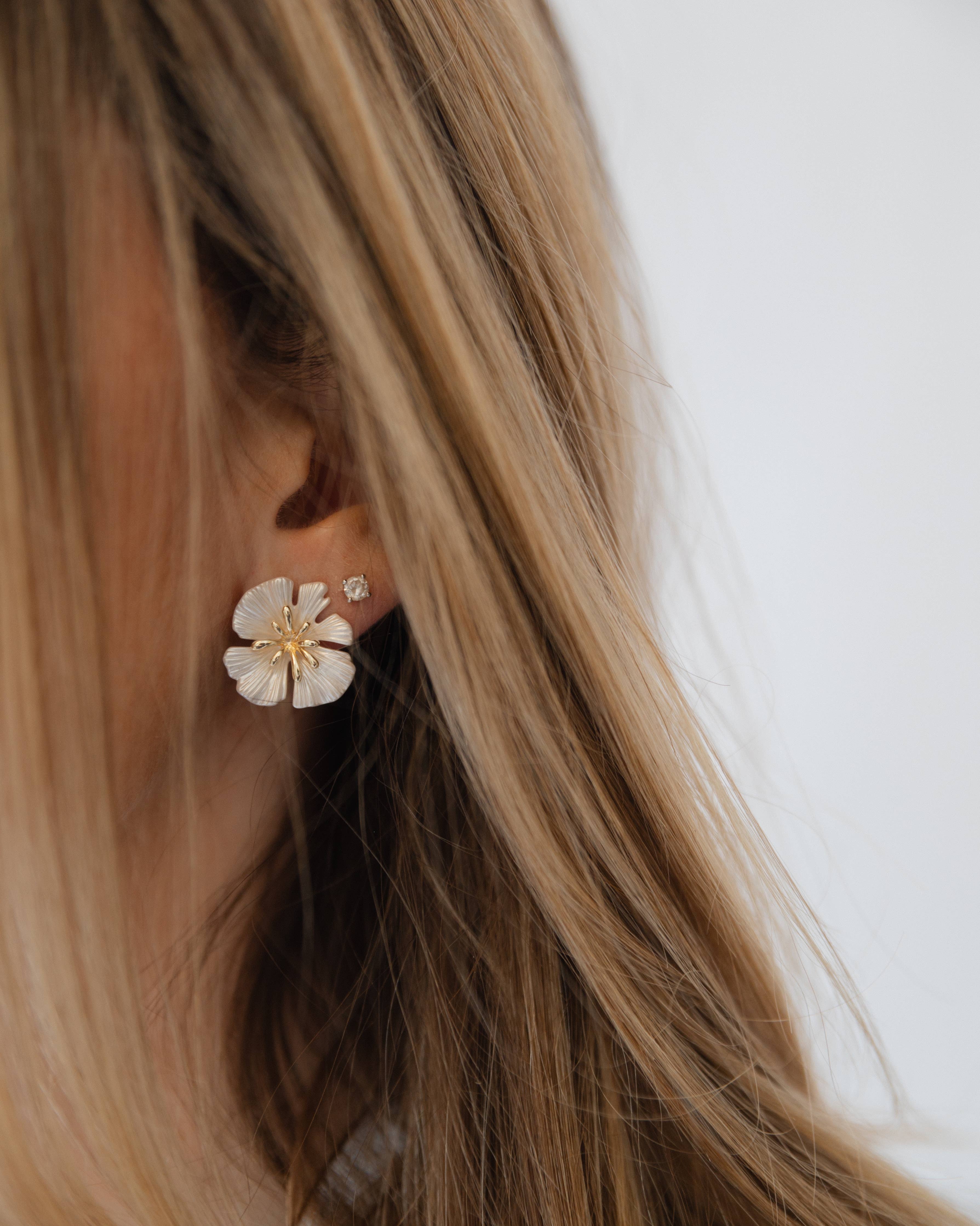 Tropics Beachy Flower Shell Earrings Gold Filled