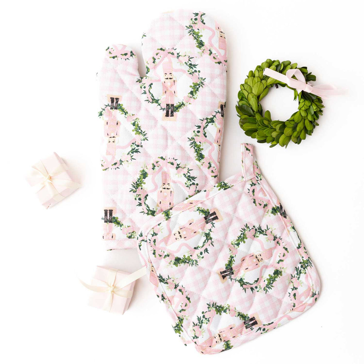 Sugarplum Gingham Oven Mitt & Potholder Set
