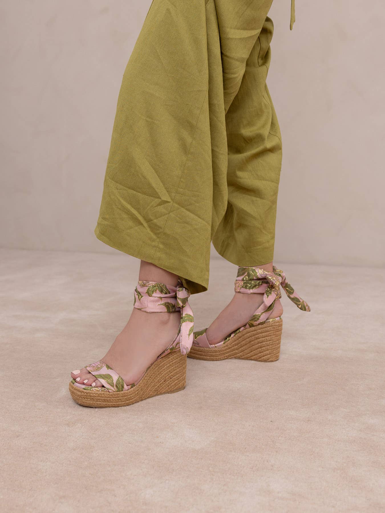 The Oceana | Rose Garden Wrap Wedge