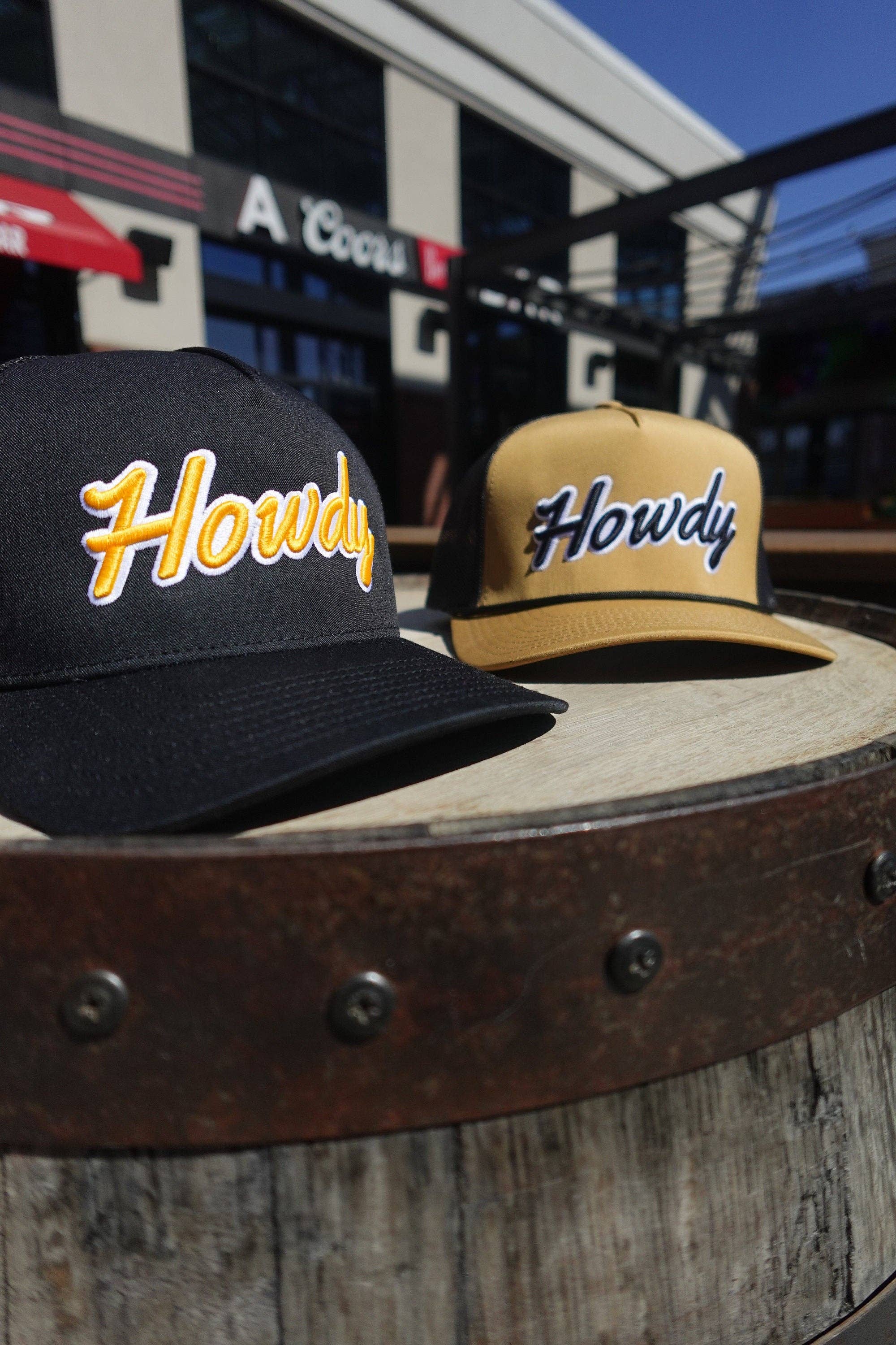 Black "Howdy" 5-Panel Trucker Hat