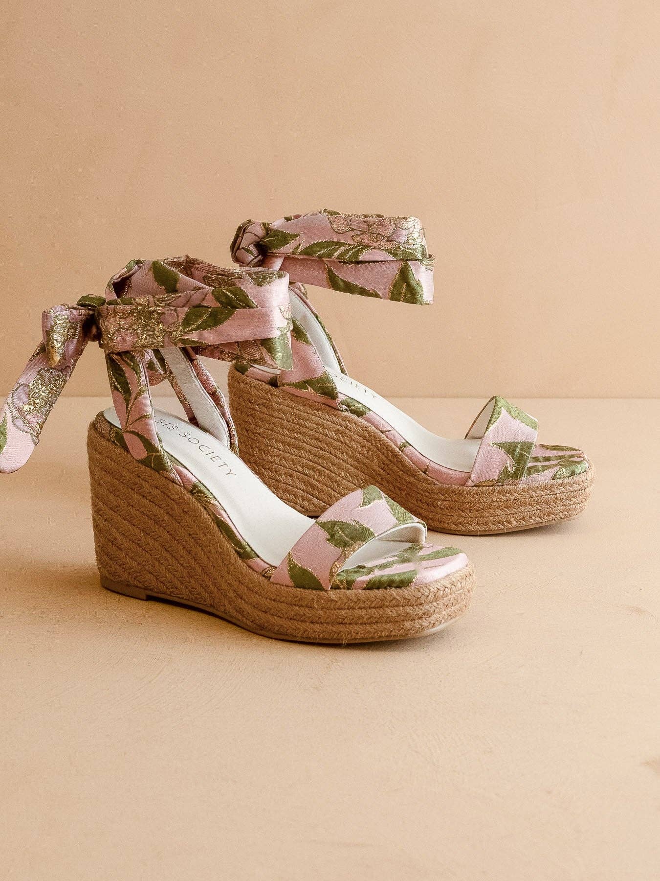 The Oceana | Rose Garden Wrap Wedge