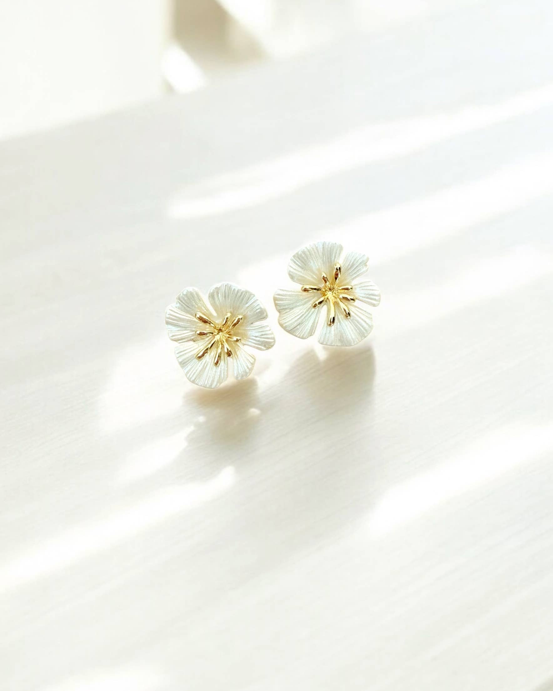 Tropics Beachy Flower Shell Earrings Gold Filled