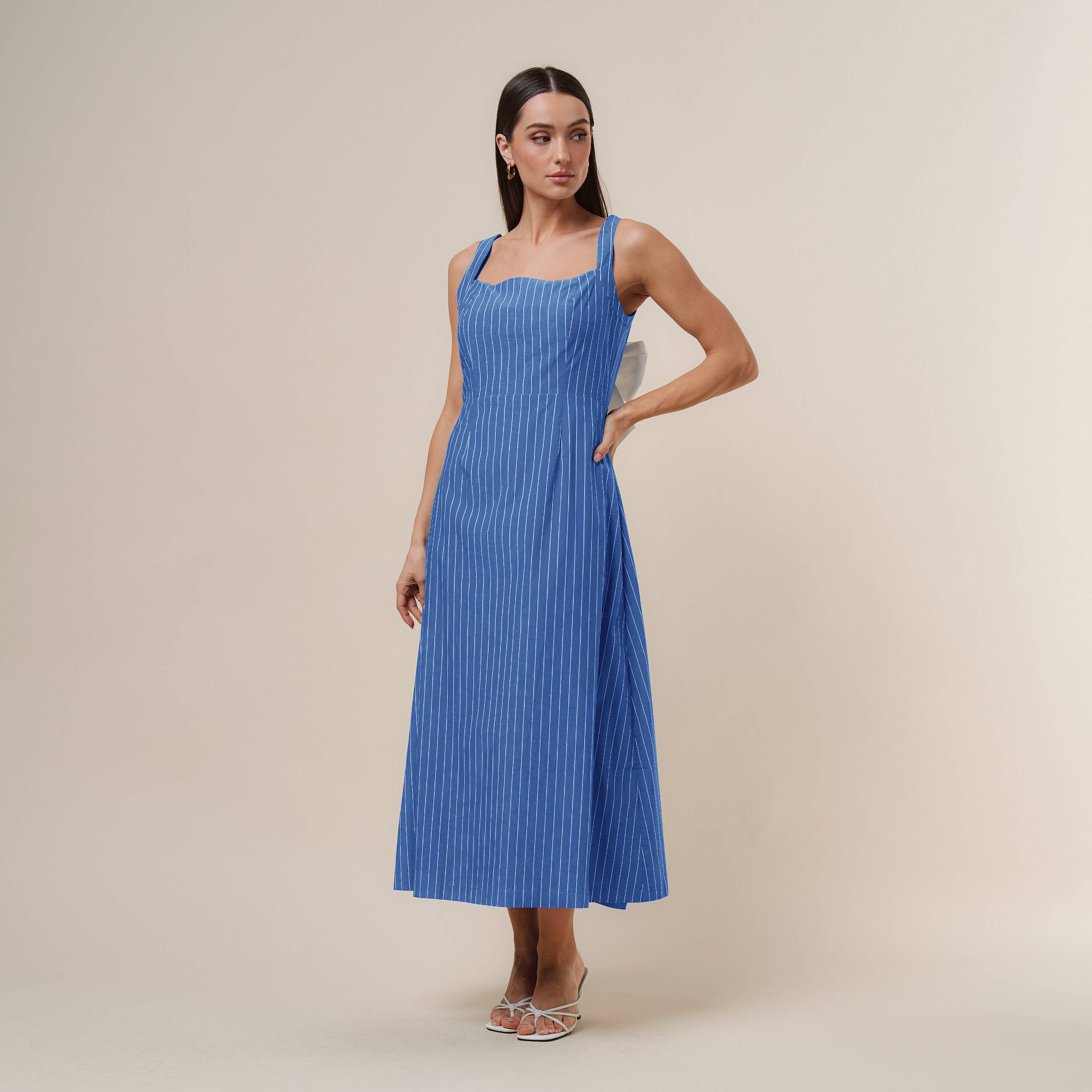 Open bow back maxi dress