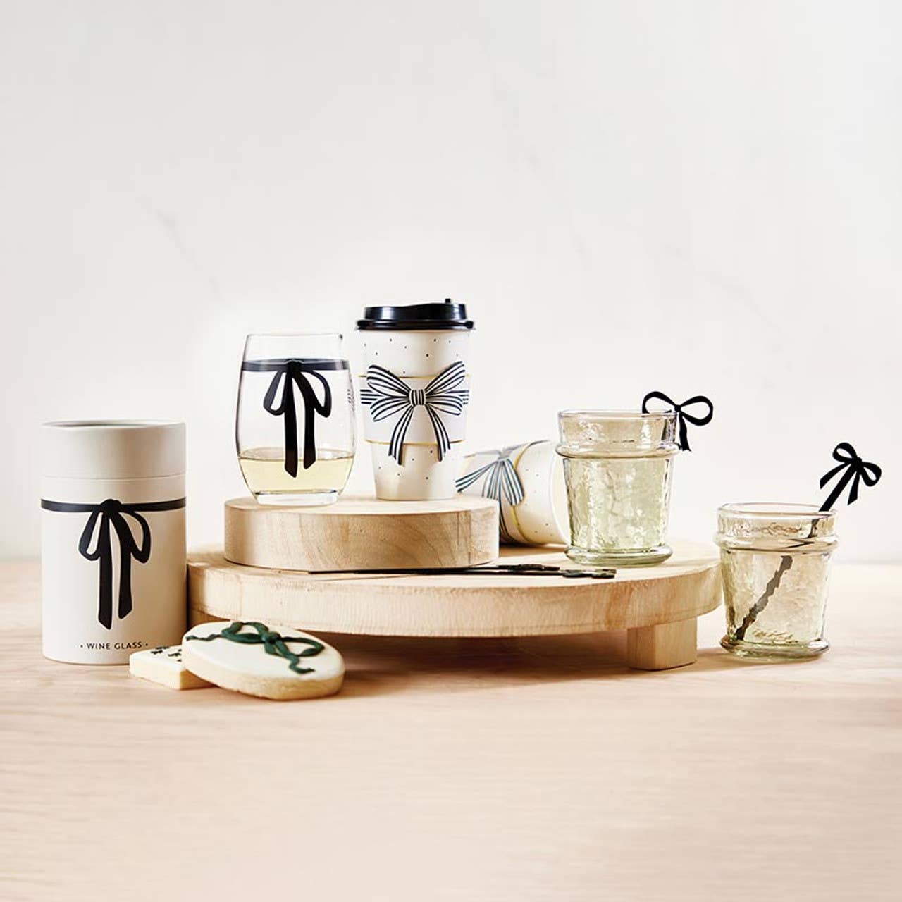 Paper To-Go Cup Set - Bow